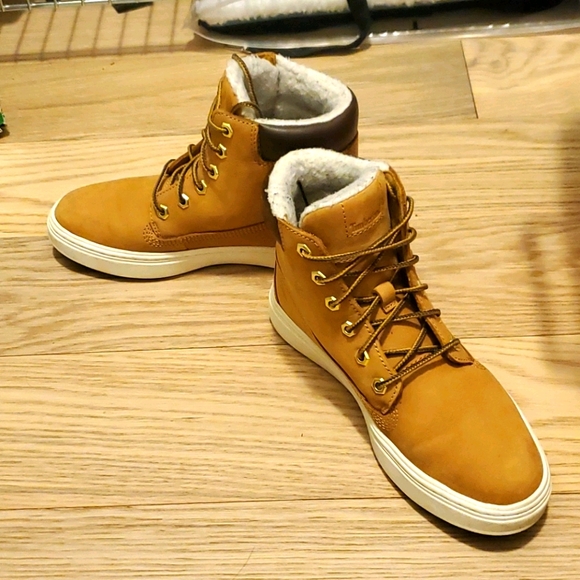 Timberland boots - Picture 3 of 3